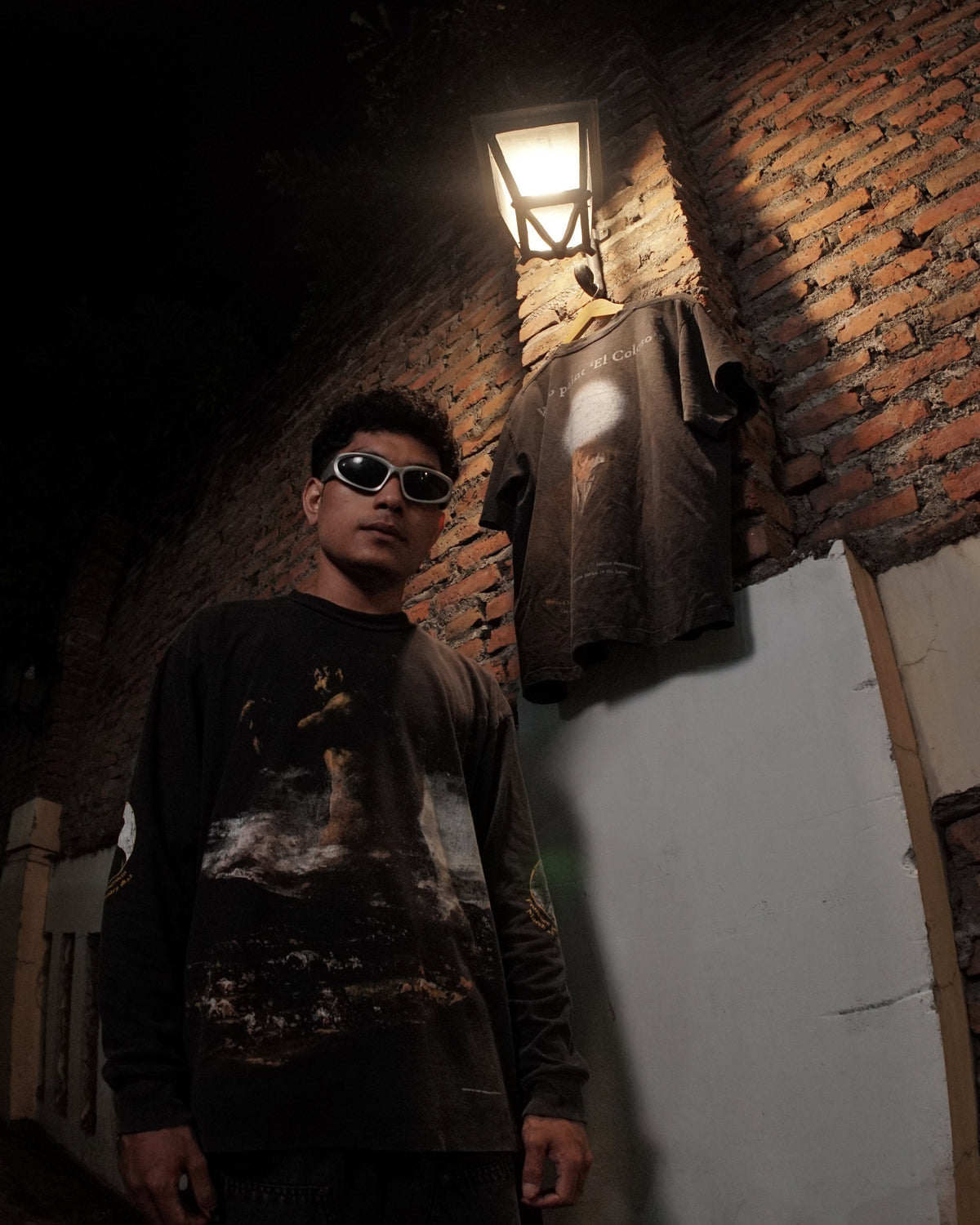 WHO PAINT EL COLOSO- EDITORIAL FEATURE